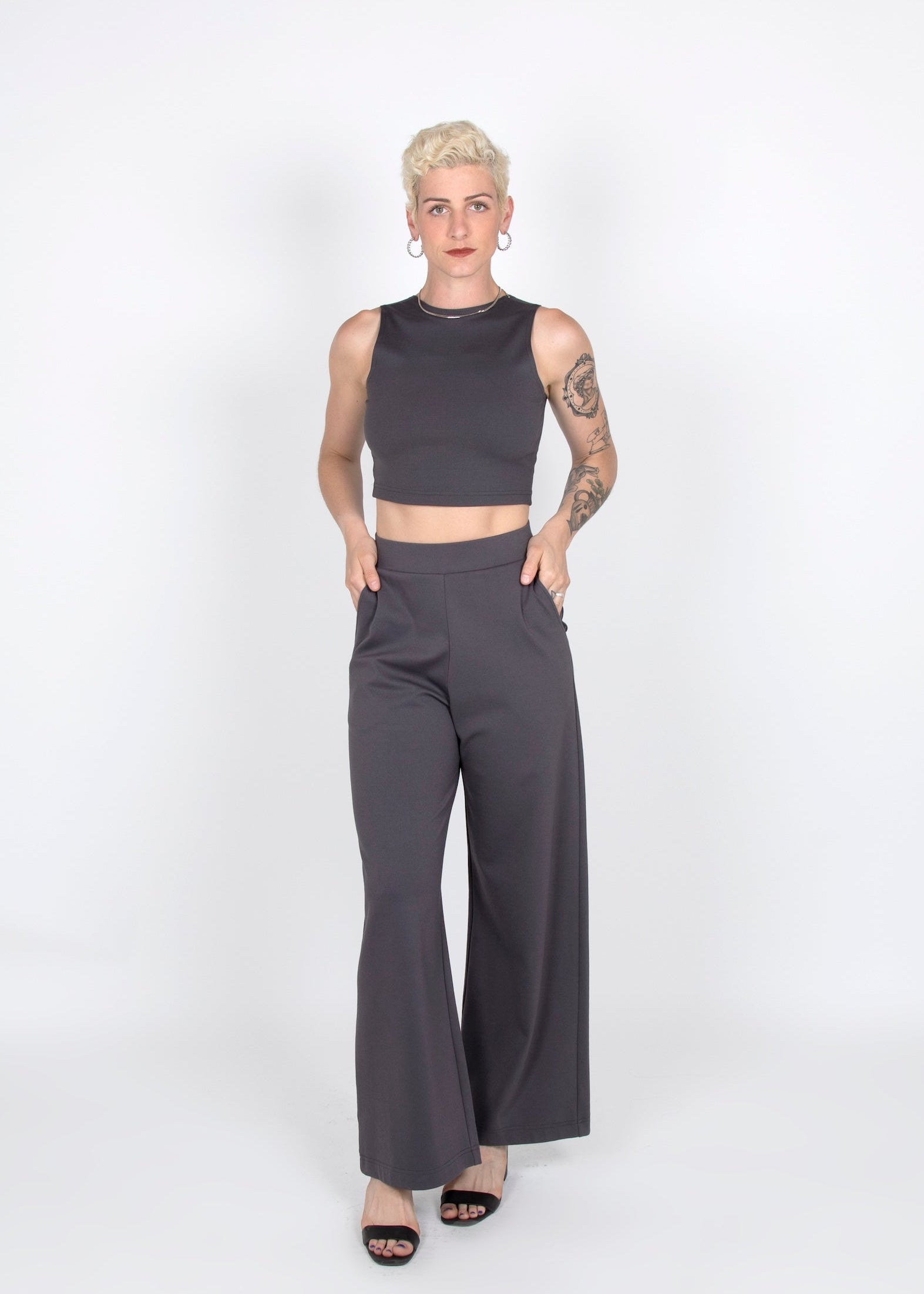 Sparrow Crop 2-in-1 in Pewter