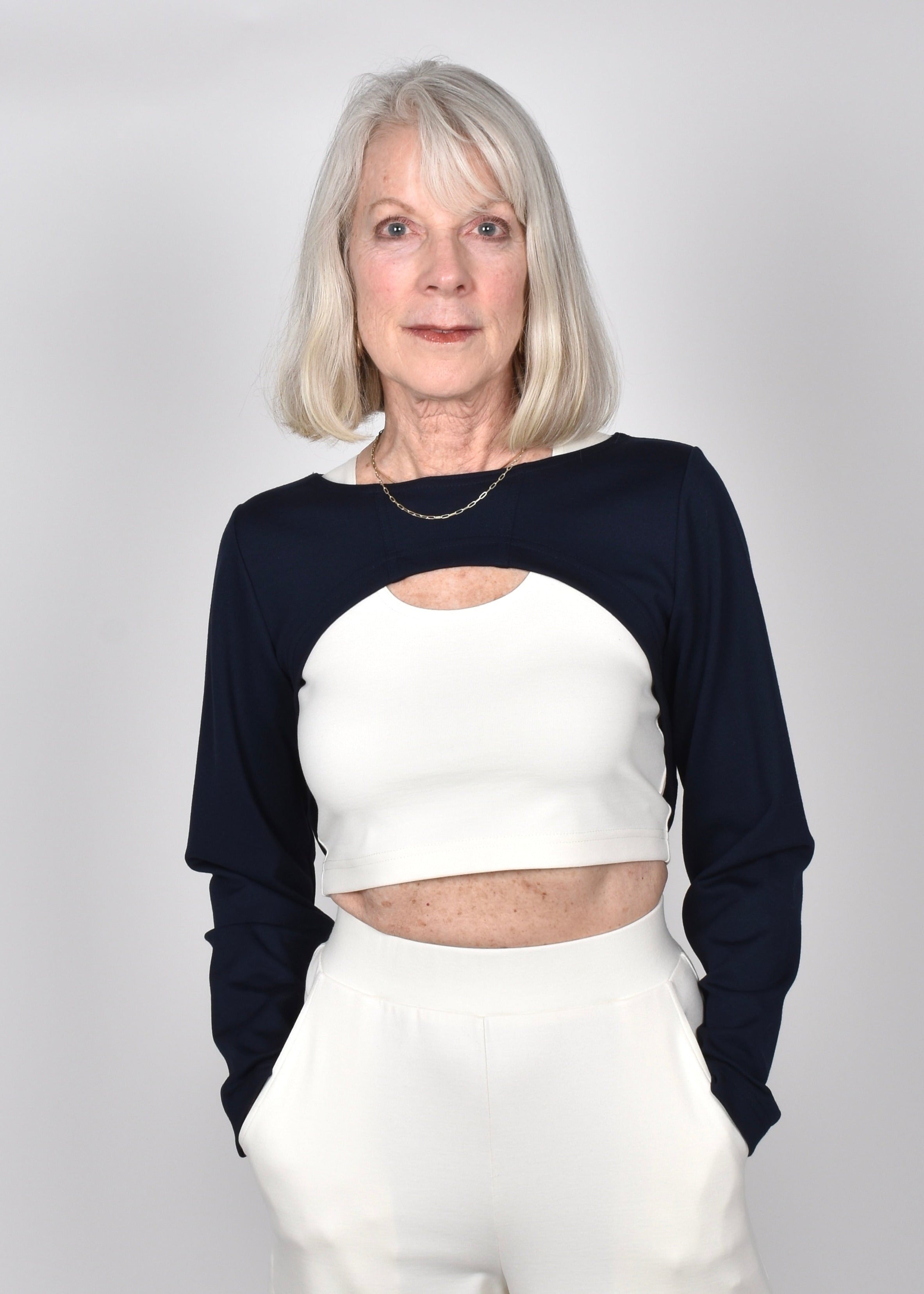 Finch Top 2-in-1 in Navy