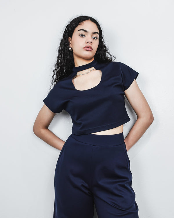 Egret Crop Cap Sleeve 2-in-1 in Navy
