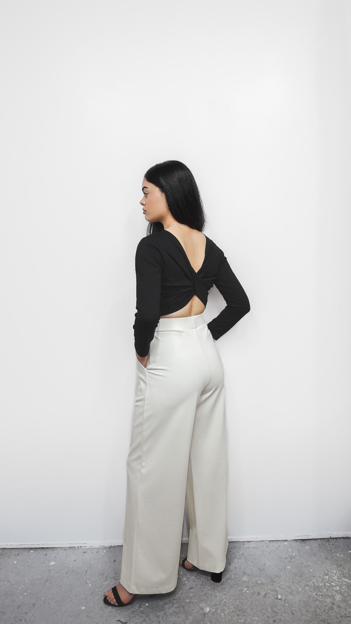 Twist Top Long Sleeve 2-in-1 in Black