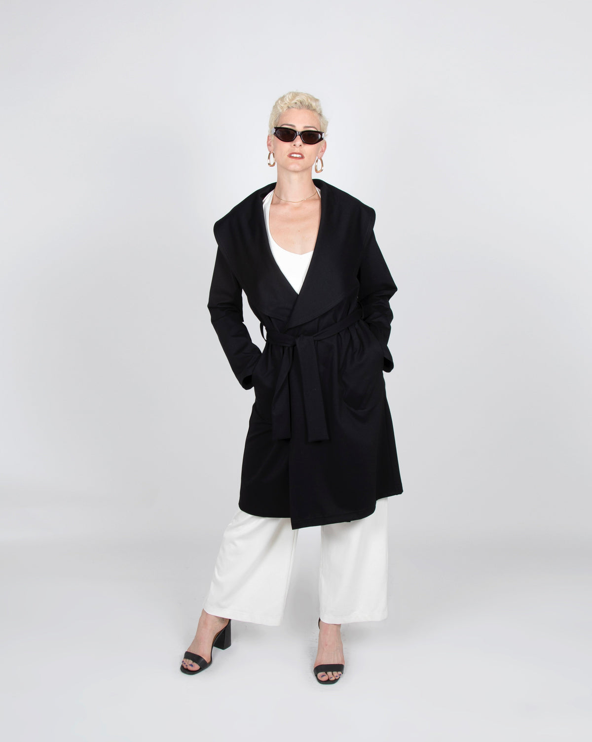 digne ディニュ throw shawl coat 黒 digne ディニュ throw shawl coat 黒