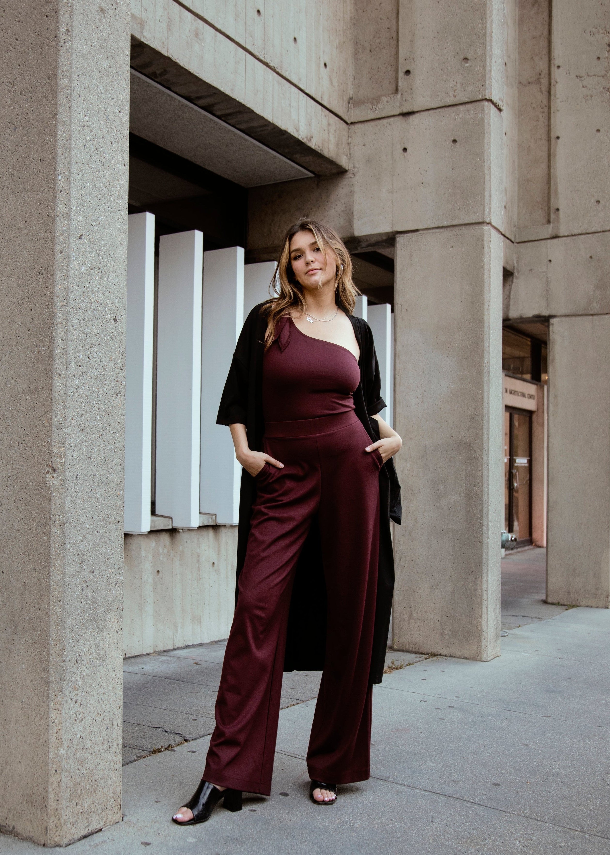 burgundy wide leg dress pants Wide Leg Pants With Pleats/Burgundy M