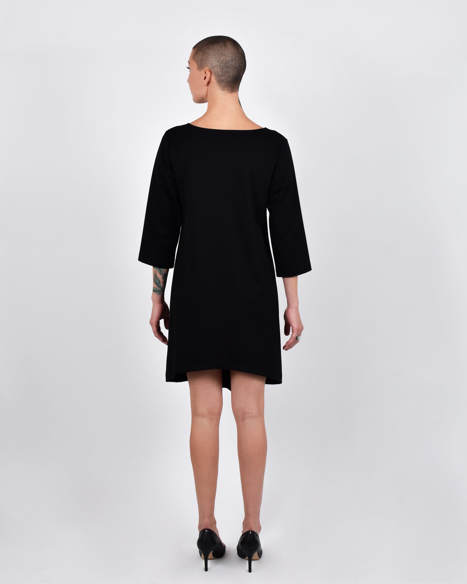 ワンピースその他 AMI Women Dresses E25FDR262PL0027 Black Ibis Dress 2-in-1 in Black – PARIDAEZ